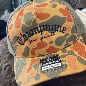 Camouflage “Champagne Por Favor’ Trucker Hat